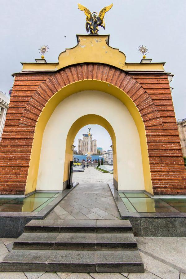 Затишна Квартира На Майдані Незалежності 基輔 外观 照片